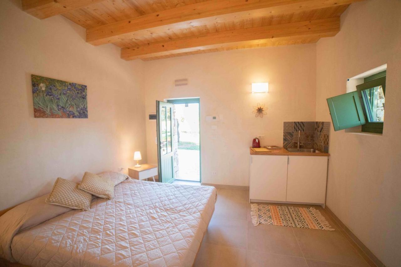 Il Fiore Della Vita Trulli Country House Конверсано Екстер'єр фото